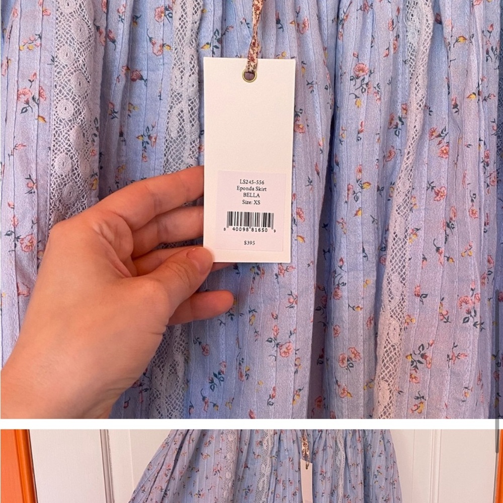 IN SEARCH OF Esponda Bella LOVESHACKFANCY skirt
Size XS